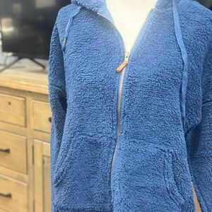 Women‎ NWOT Navy Fleece Jacket Size Large Full Zip Rosette